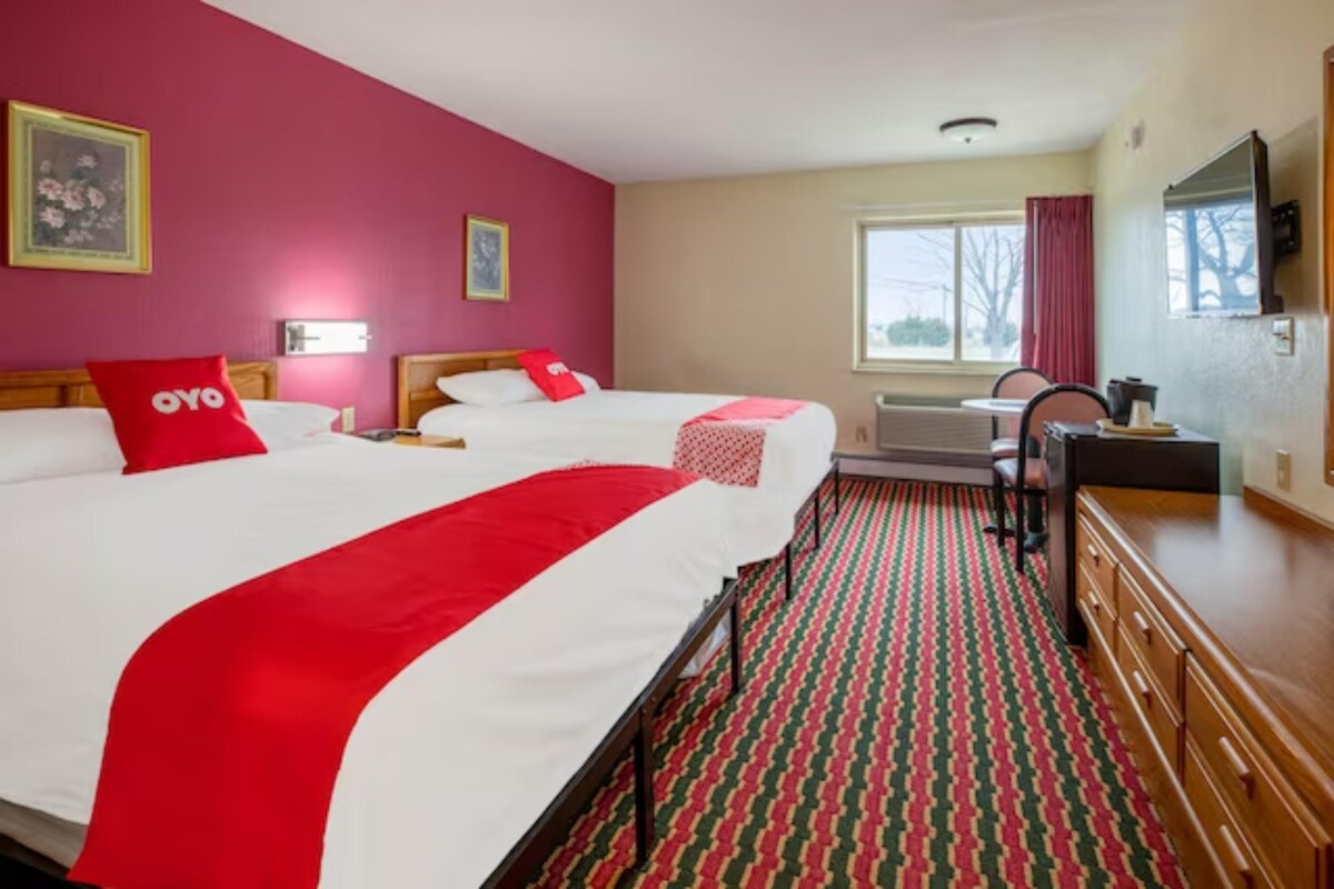 Brass Bell Inn And Suites 2 Queen Bed Accessible