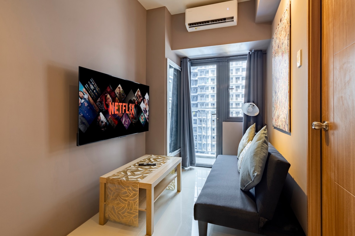 Great Deal 1BR at Shore3 MOA! w 55"TV+ Netflix!