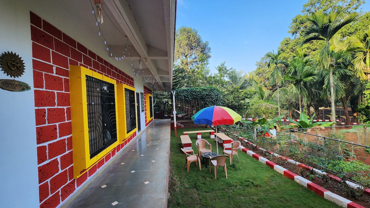 Aradhana Cottage, Aai Bungalows