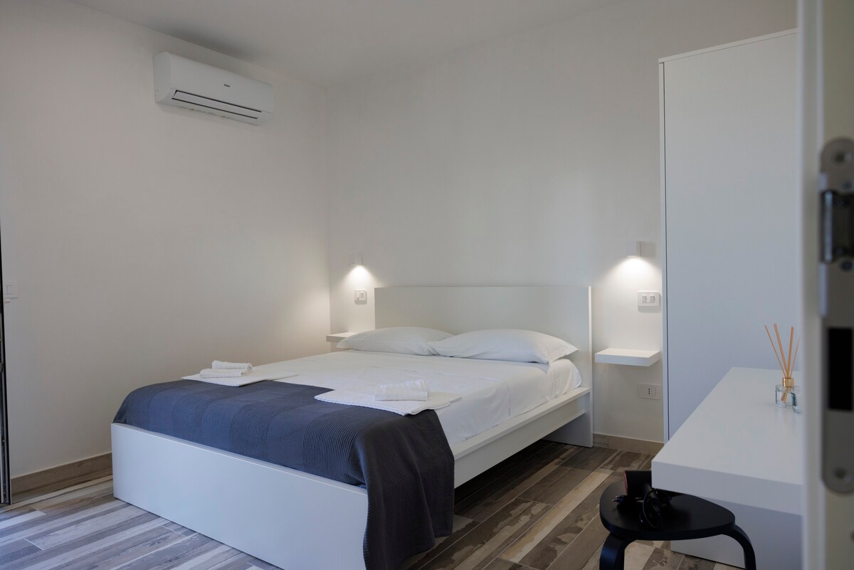- Essentia - Rooms & RelaxStanza 2