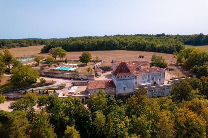 Mareuil en Périgord的民宿