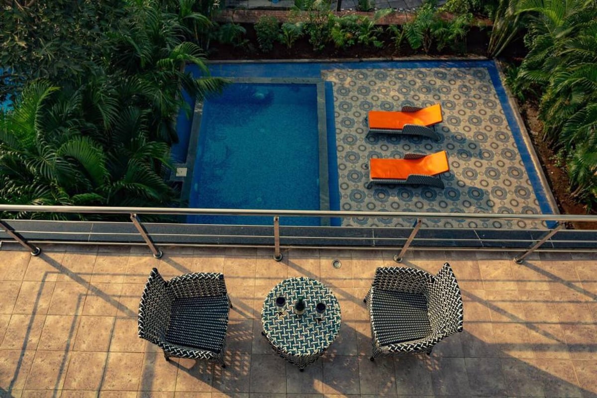 2 PVT Pools 8BHK Luxury Villa - Candolim