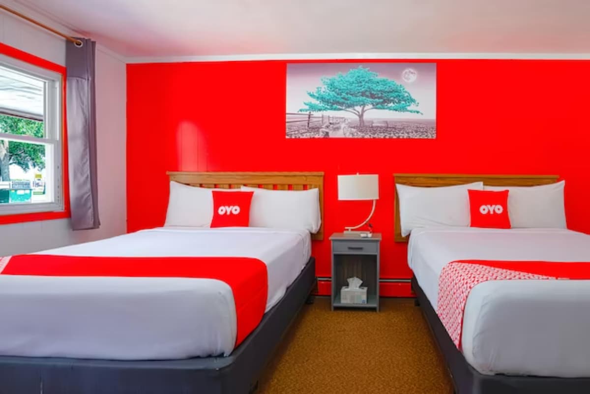 Lamberton Motel-2 Queen Bed