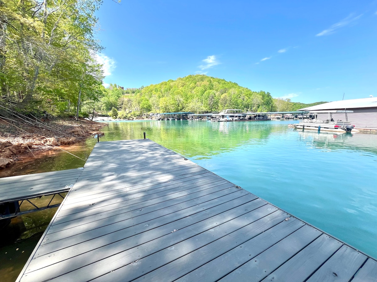 Lakefront Tiny Home-Private Dock