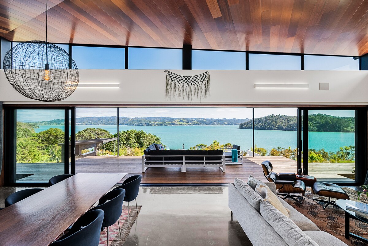 Nook Bay House in Northland