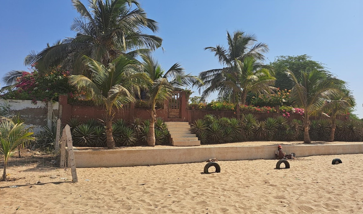 Villa pieds dans l'eau - piscine