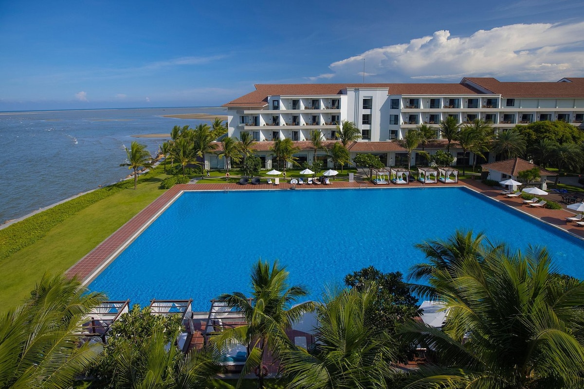 Luxury Villa 3 Bedrooms | Sea View | 5* Resort