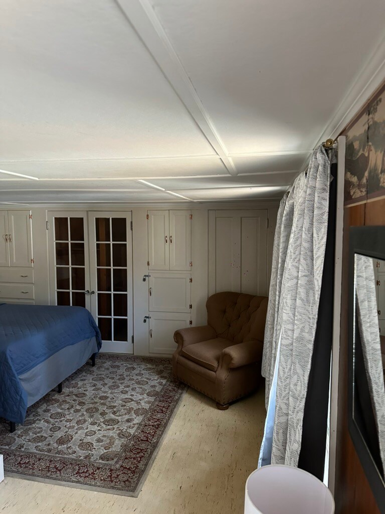 1830s Historic 1 Bedroom Apt