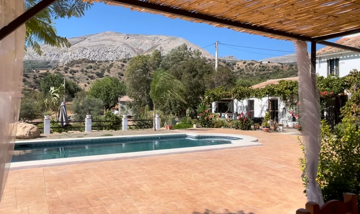 Rural Studio with private bath