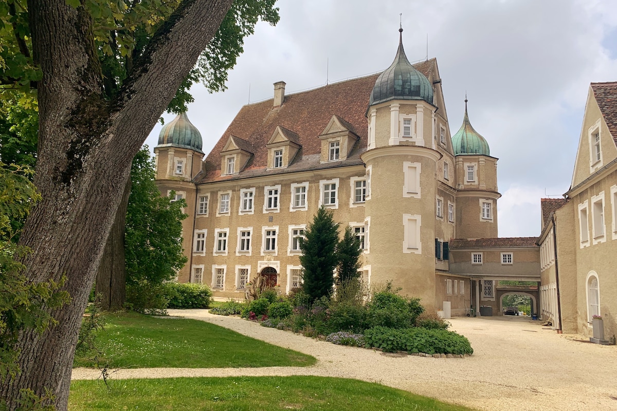 Hürbel城堡-所有套房