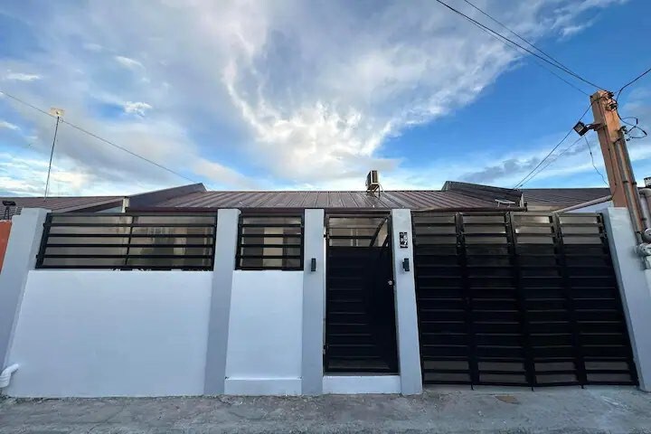 The White Casa Pool Villa