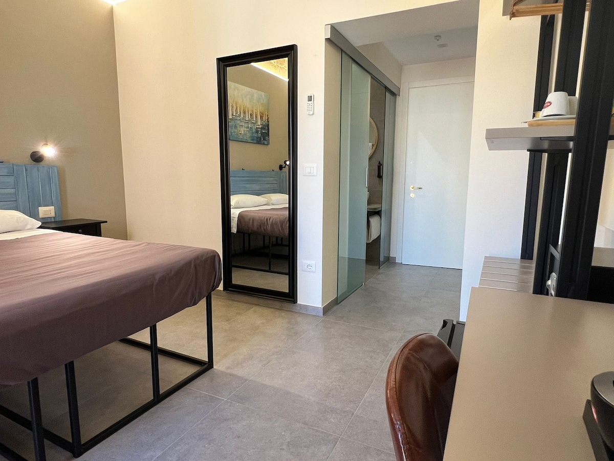 PescarAmare room double/twin centrally located