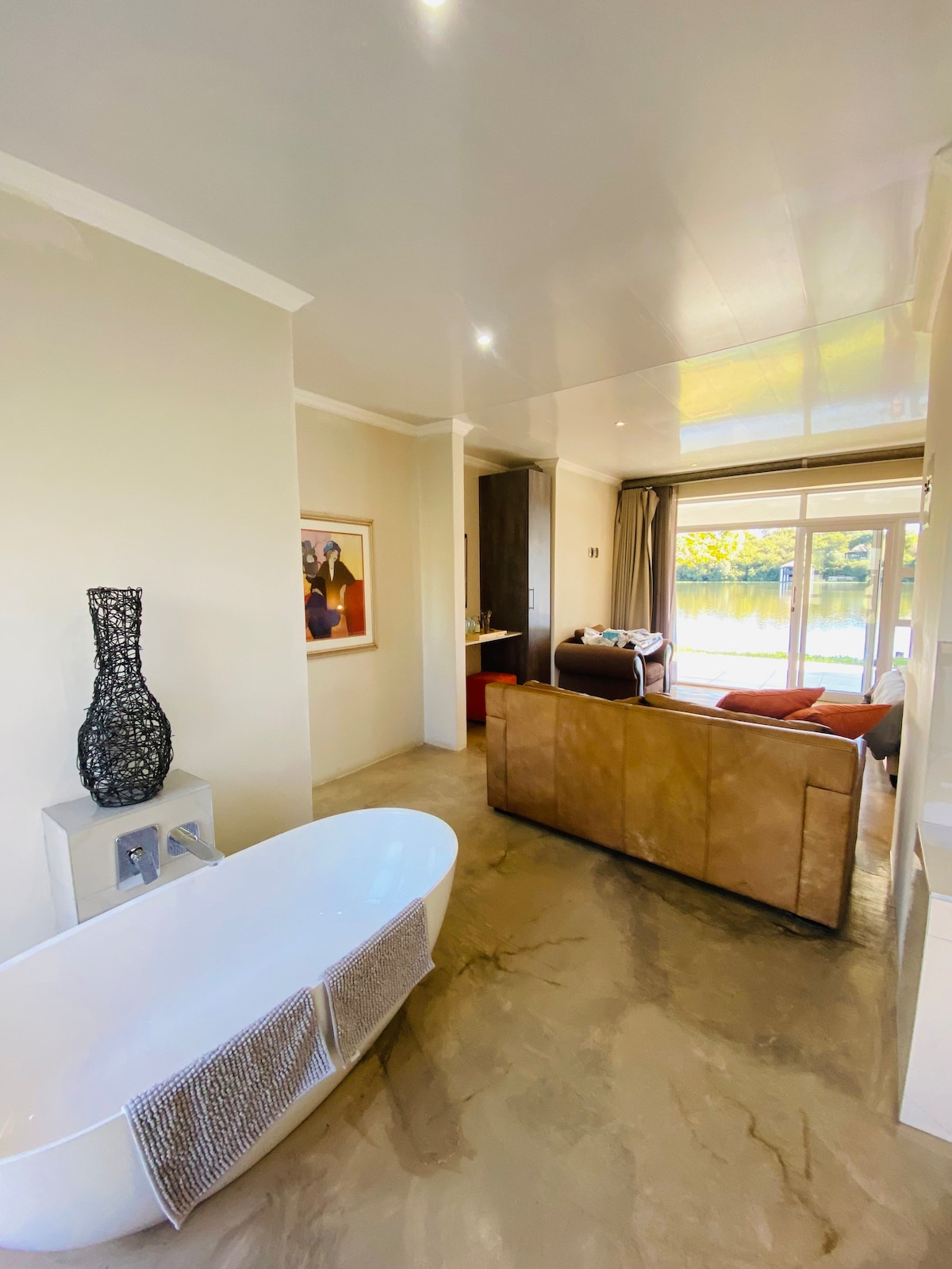 Suite on Vaal River