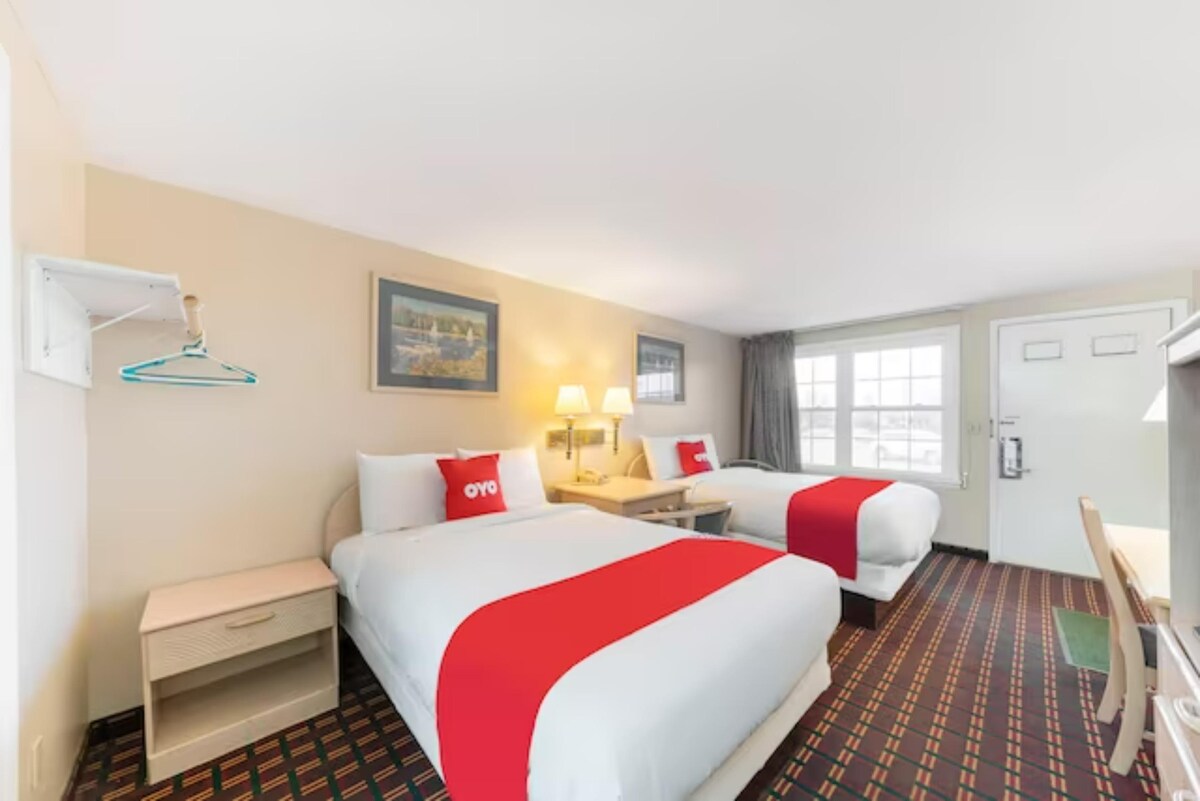 Hotel Starlite Seneca Falls 2 Full Bed
