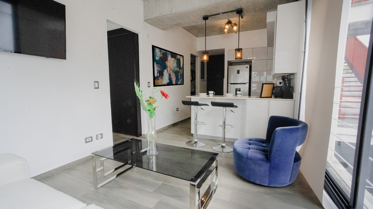 Hermoso Apartamento en Cayala, LapPool, Spa +