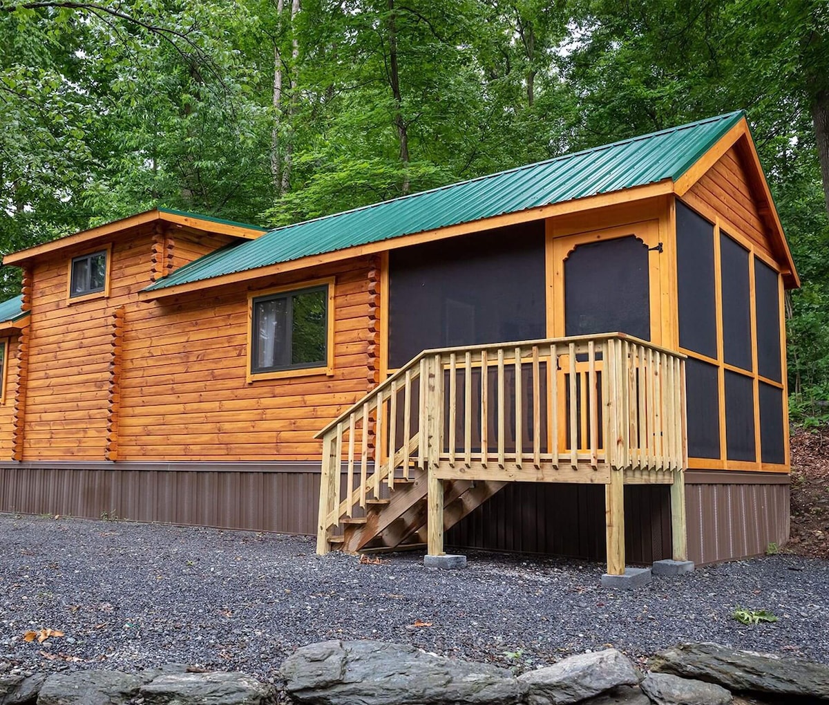 Spruce Cabin@Woodshed Lodge - pets; 2br/1ba; 6p