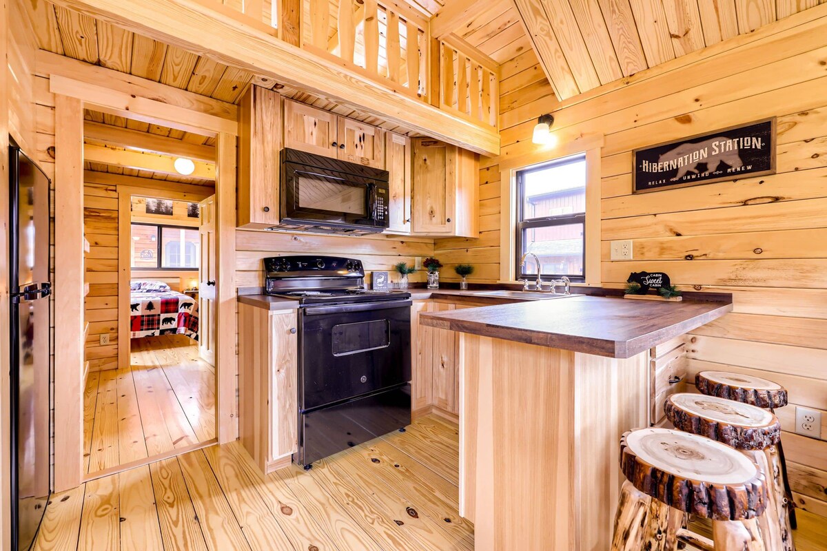 Spruce Cabin@Woodshed Lodge - pets; 2br/1ba; 6p