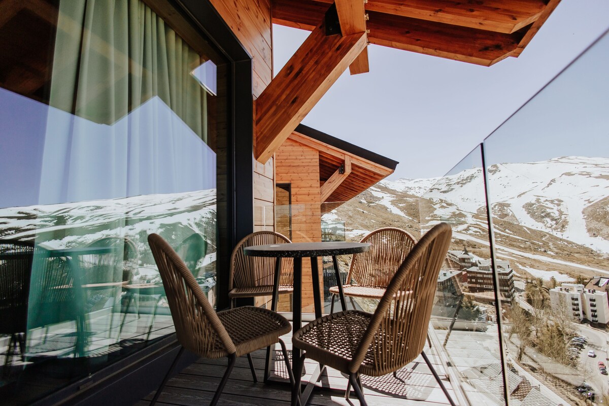 Arttysur Lux - 4 BDRM Best Villa in Sierra Nevada