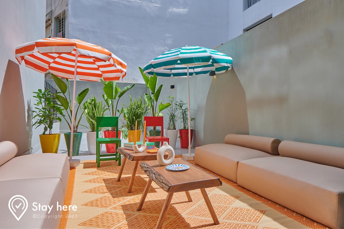 Stylish Apt | Private Terrace | Free Breakfast