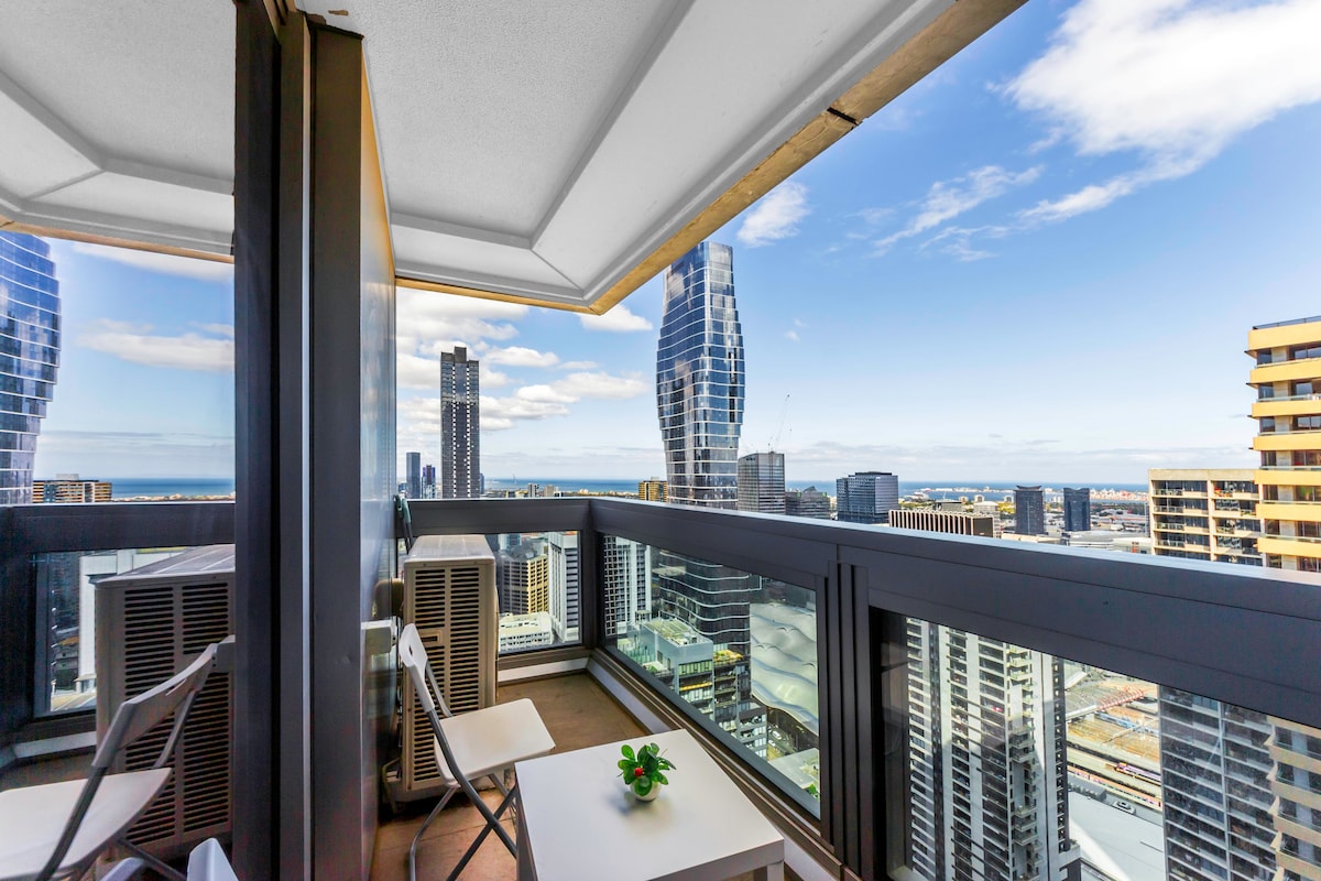 Lv47-2B2B apt great  view in CBD