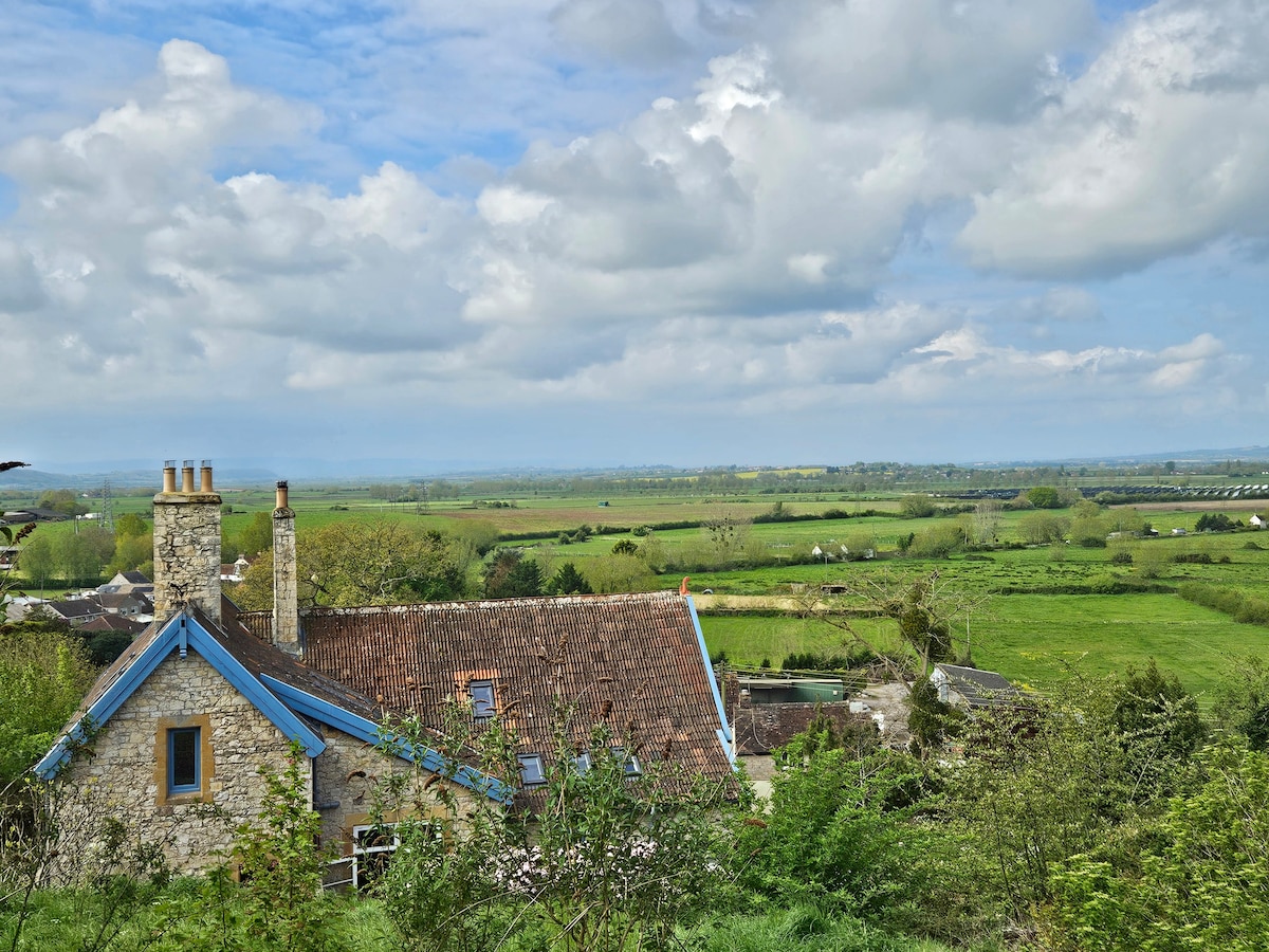 Old Schoolhouse on The Levels