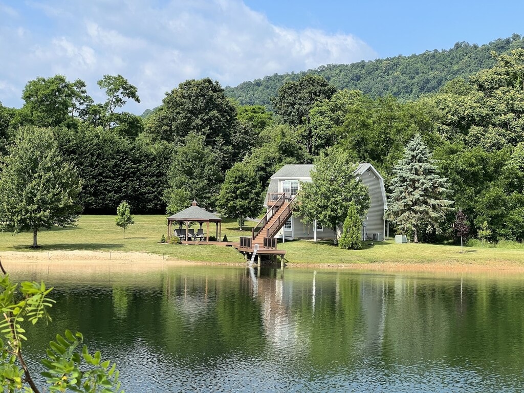 Private Lake House in western MD