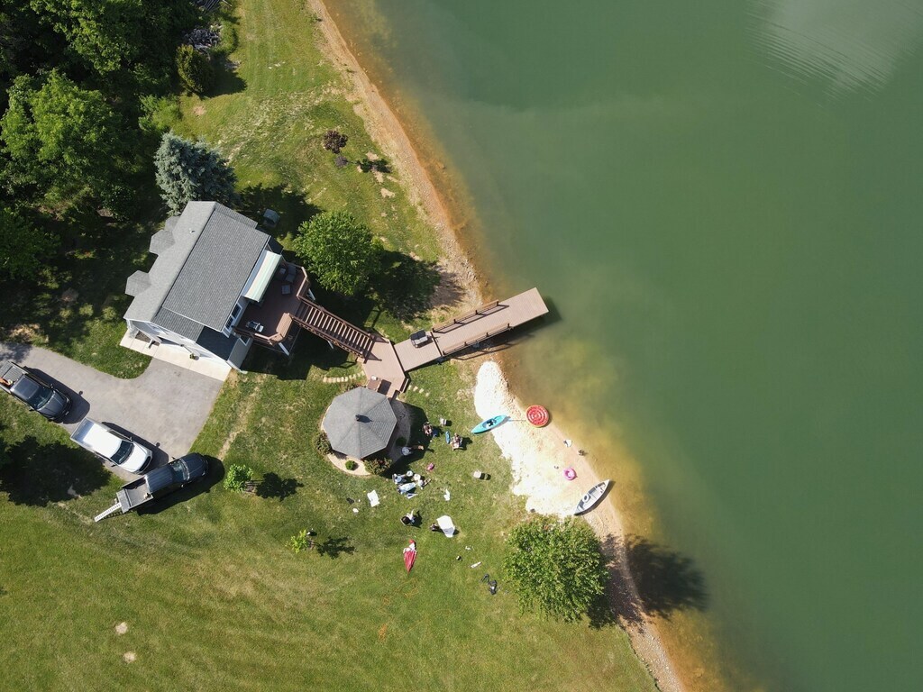 Private Lake House in western MD