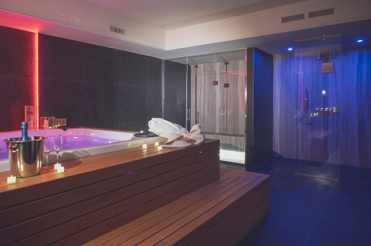 Private Suite Jacuzzi SPA