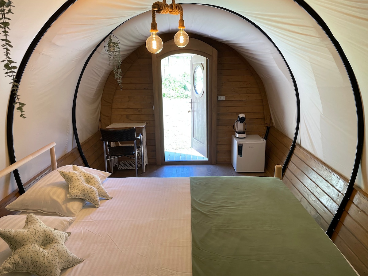 White Spring Glamping