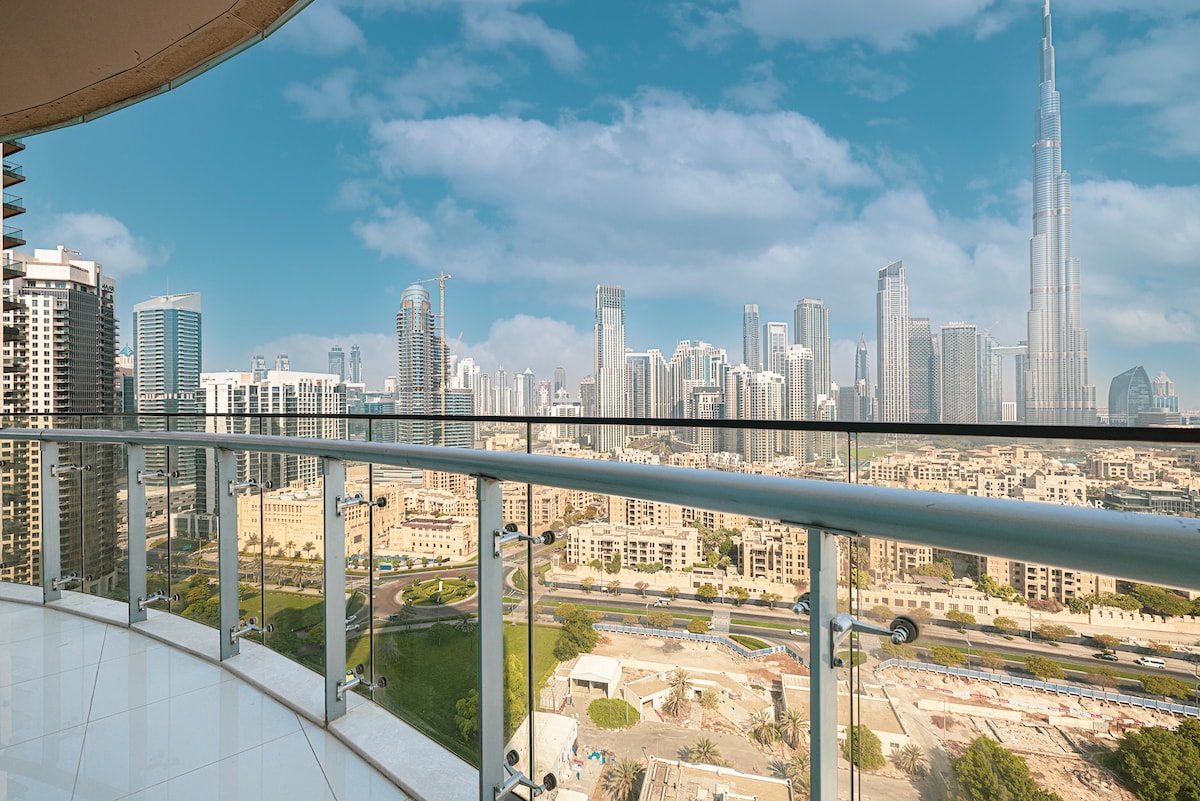 Magnificent | 2 BR | Burj Khalifa & Downtown View