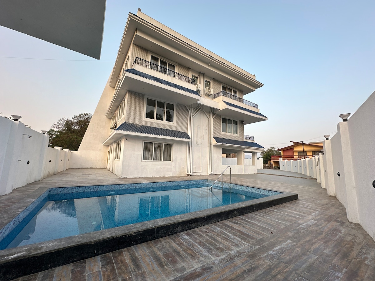 Triveni Stays 5 BHK  Pure Veg Villa in  Lonavala