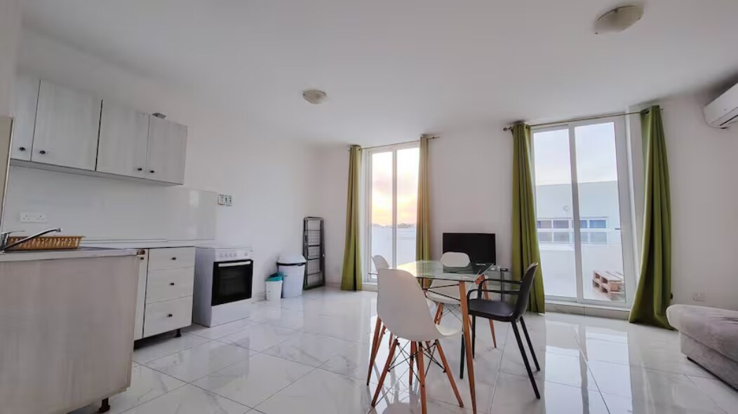 Bright 2BR Penthouse close to sea