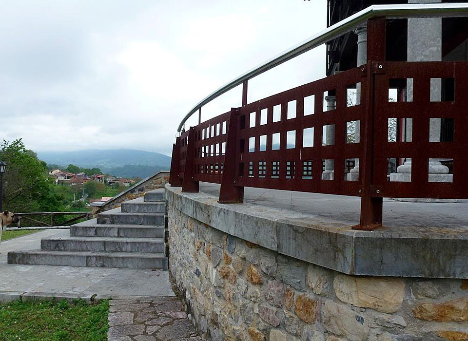 Casa Escuela de Torín