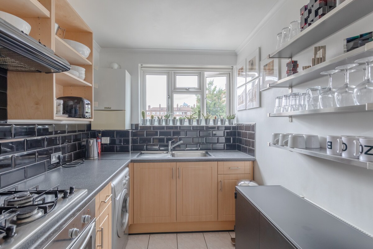 Super 1 Bed Flat, Hoxton, Zone 1