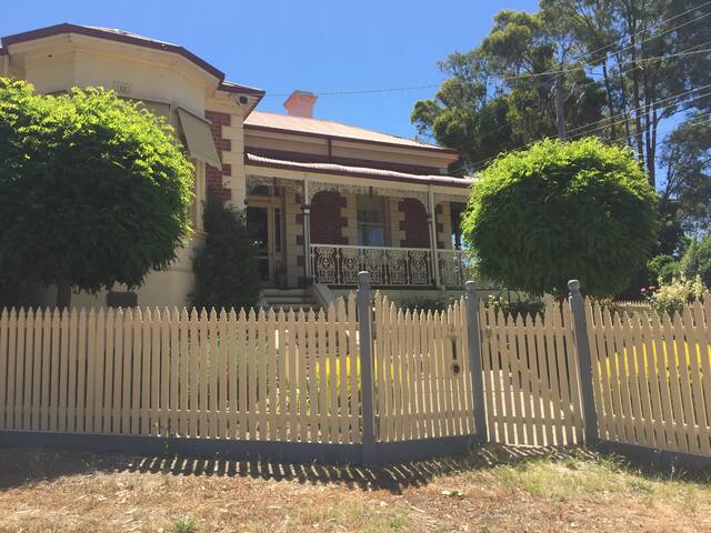 卡索曼(Castlemaine)的民宿