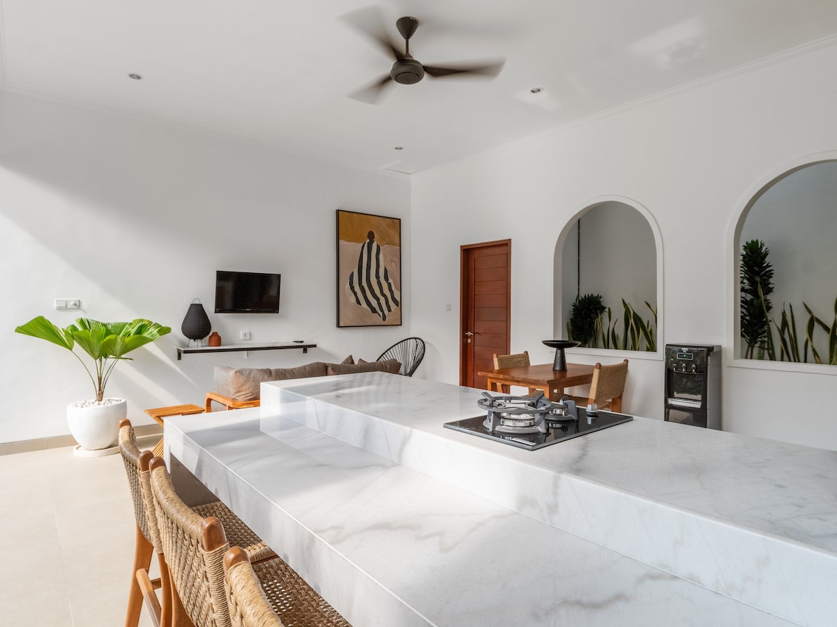 Brand new designer Canggu Villa