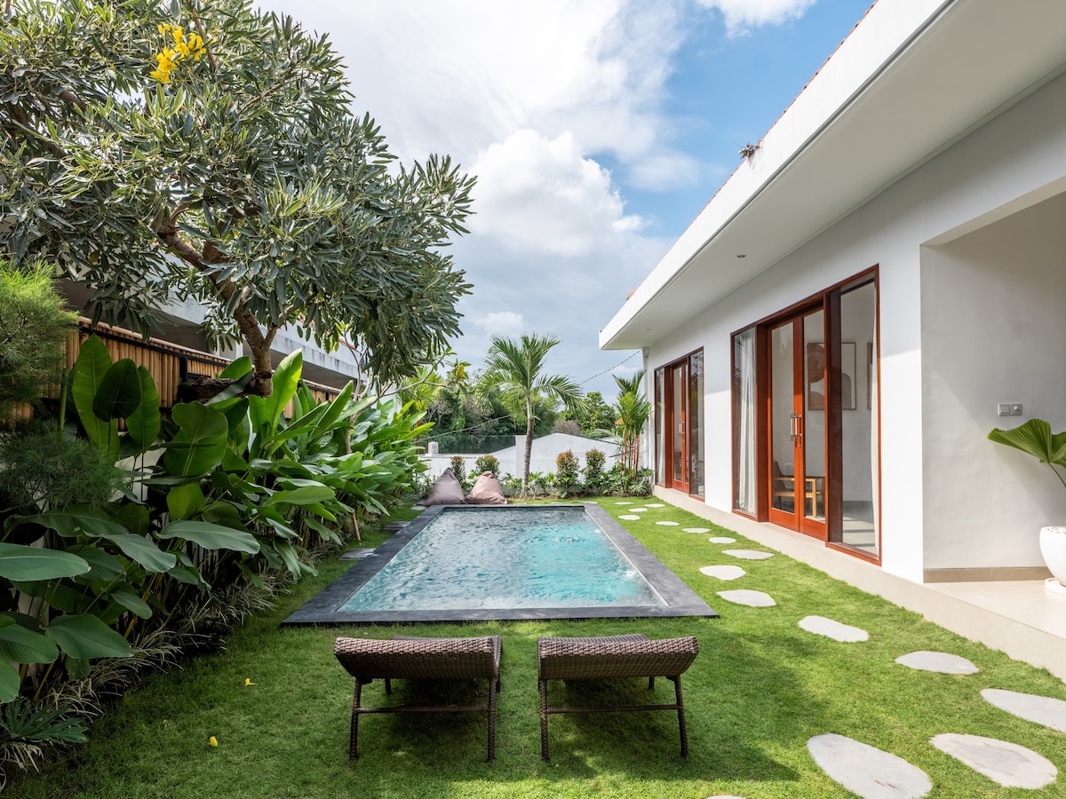 Brand new designer Canggu Villa