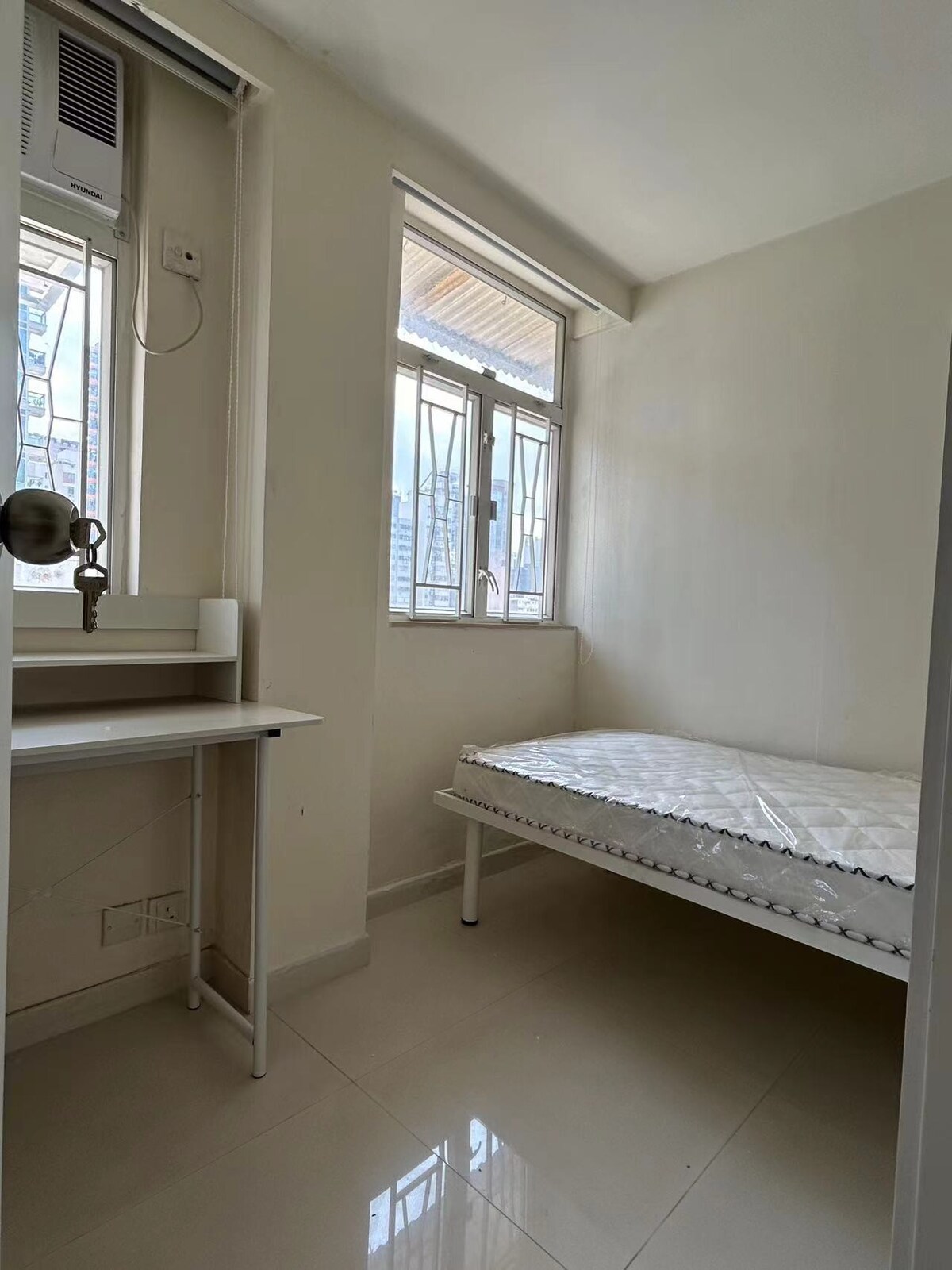 C27Mong Kok Male Coliving