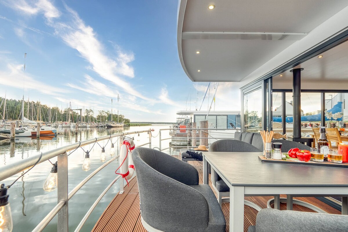 STAY24 - Hausboot Chalet am Meer