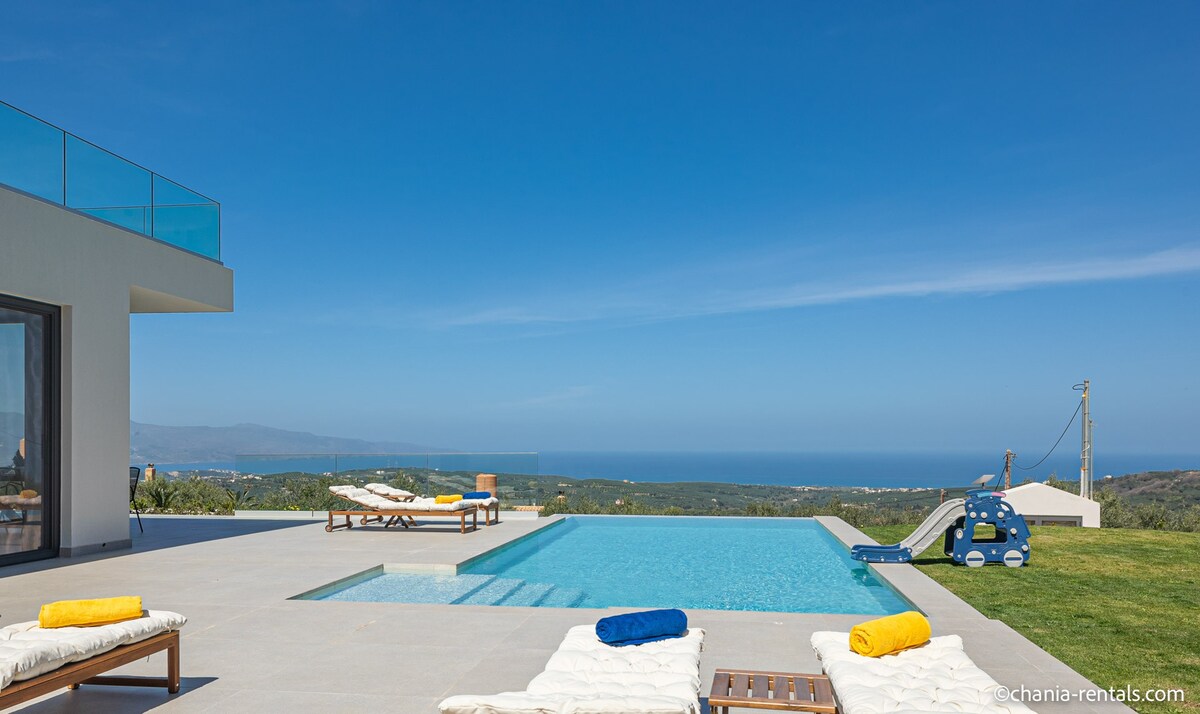 Levante Villa, sea view and pool