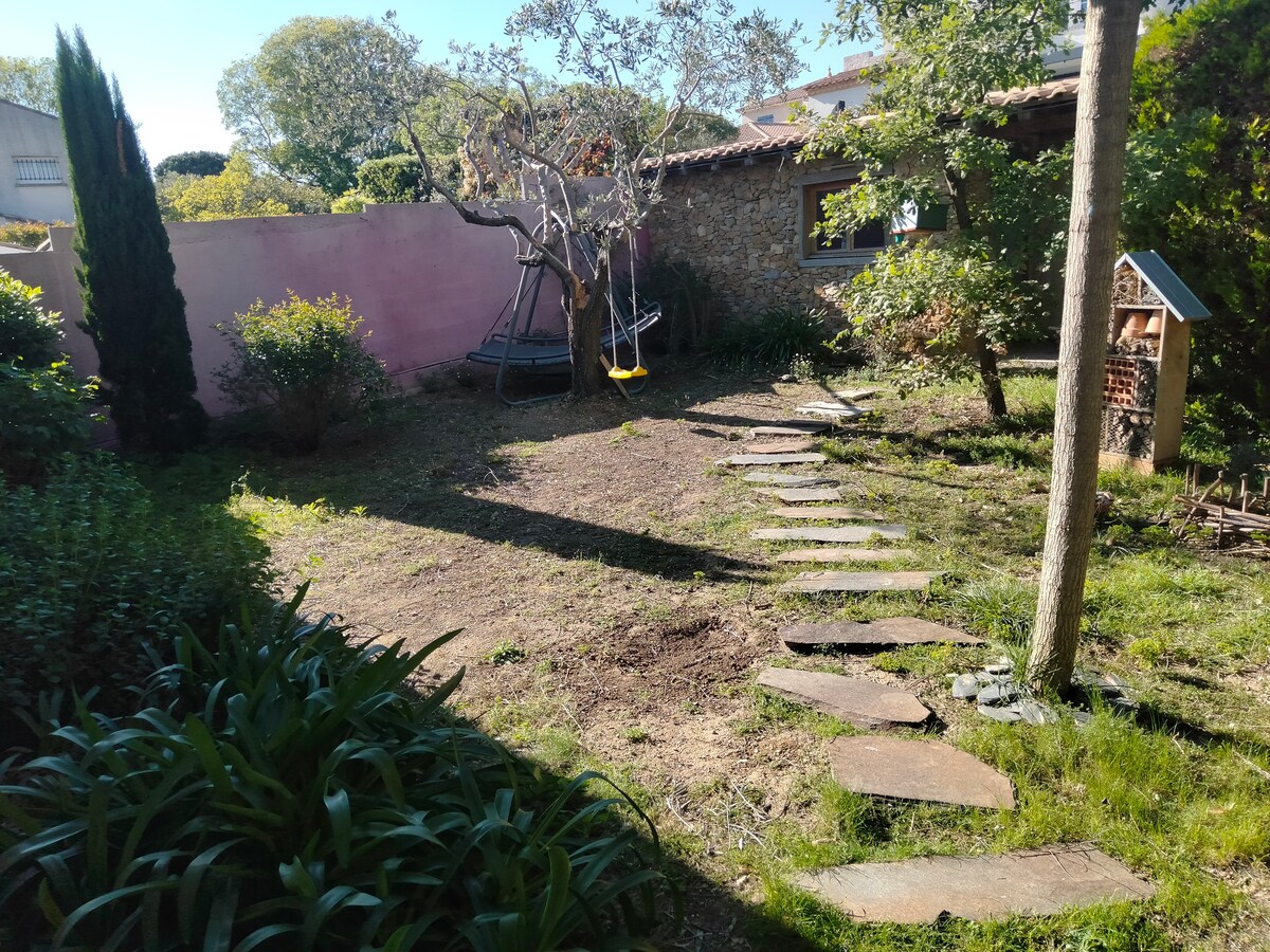 Maison au calme avec jardin