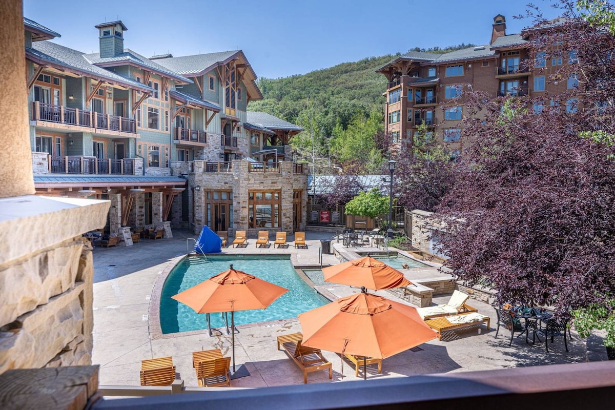 Luxury Ski-In / Ski-out Condo at Canyons Village