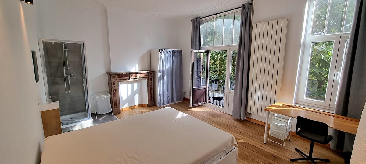 Chambre meublée sur Charleroi !