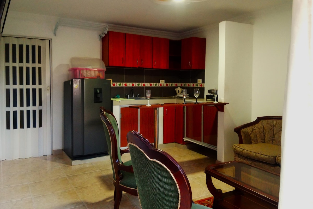 1BR| Apt 5 Stars +WiFi, Cali