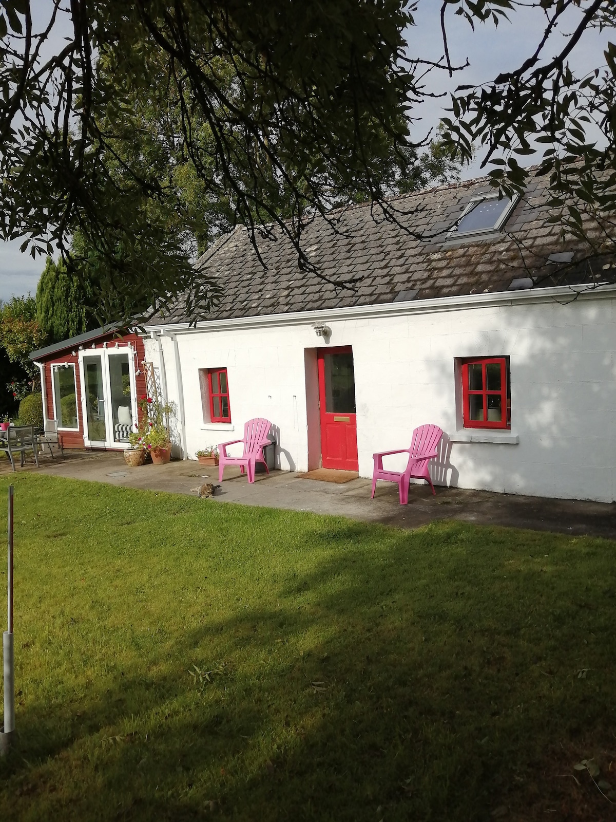 Cosy secluded Cottage close to beautiful Kinvara