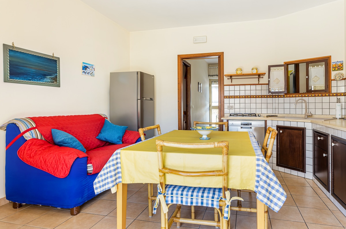 Brezza Marina - Lovely Flat with Veranda & Parking