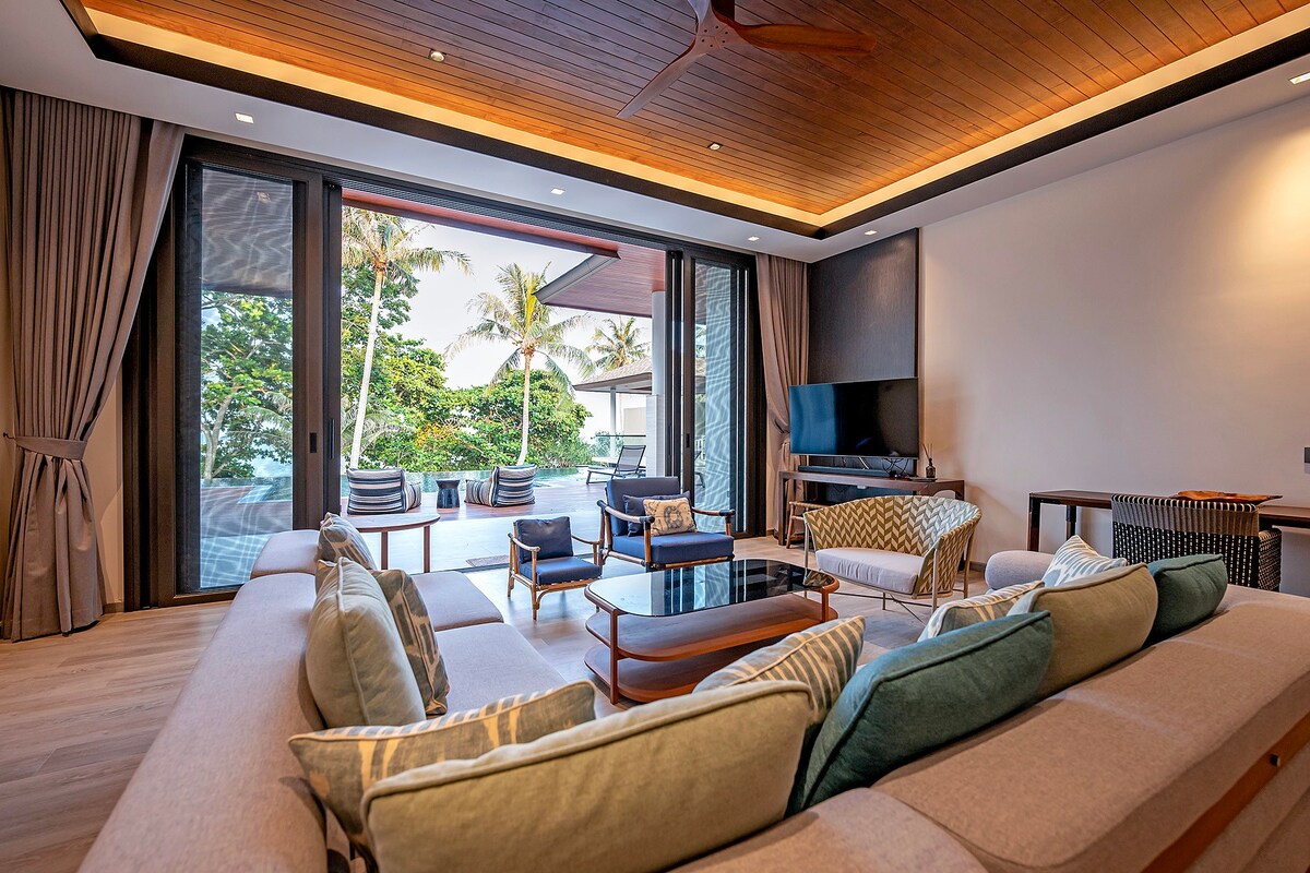 SAAI Residence (3-Bedroom Beachfront Pool Villa)