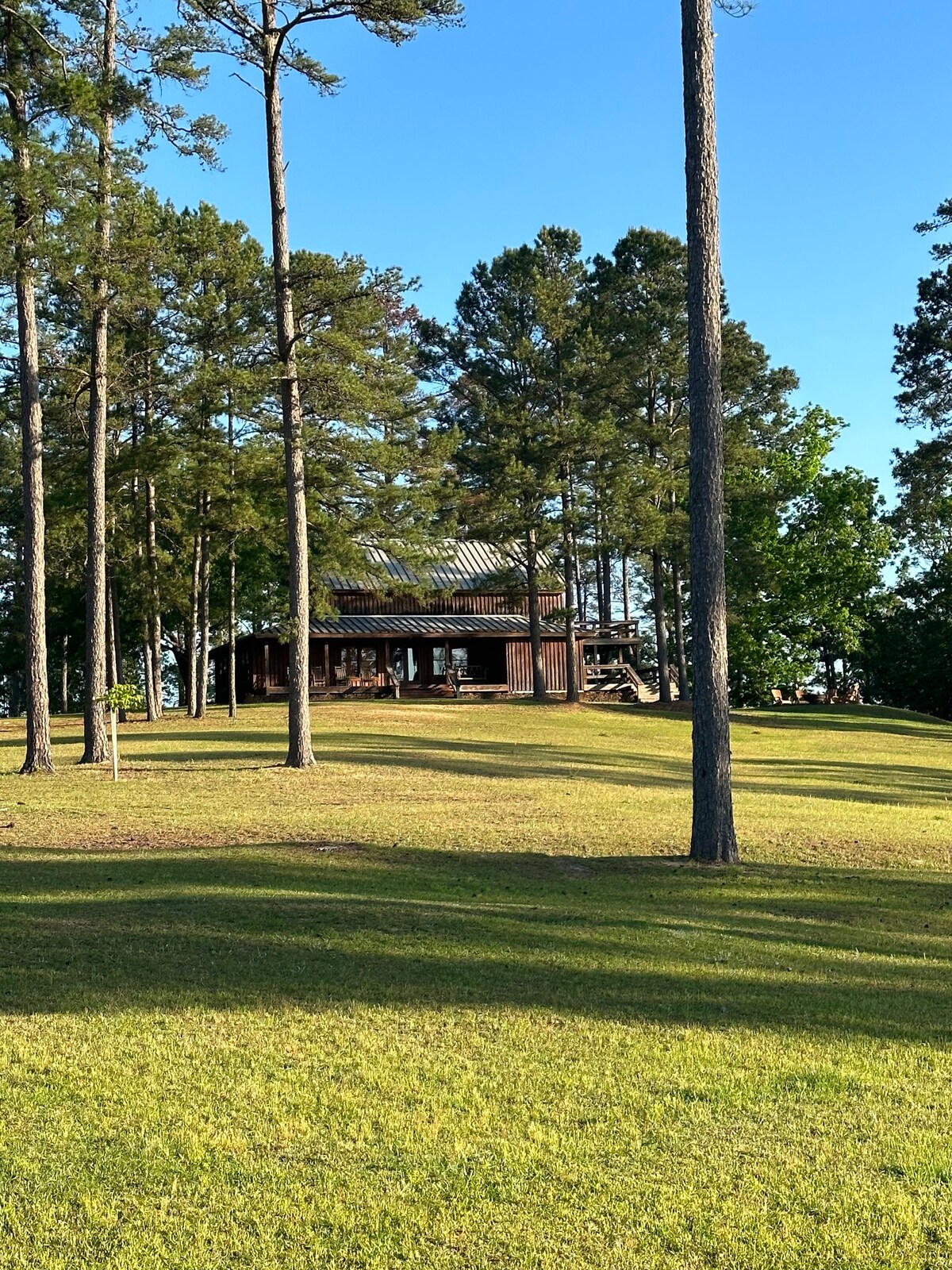 松岭种植园(Pine Ridge Plantation)