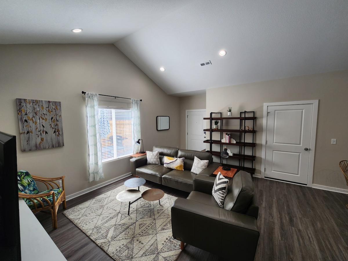 Cozy 3-Bedroom Duplex