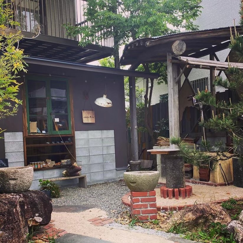 Mikan镇的Farmhouse面包店咖啡馆旅馆